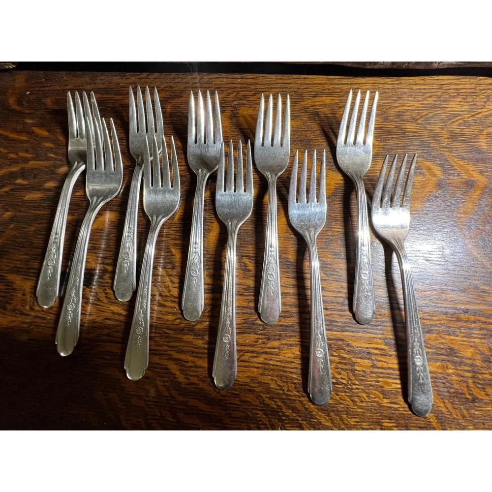 Vintage Crosby Silver Plate Salad Forks Set of 10 Floral Pattern 6